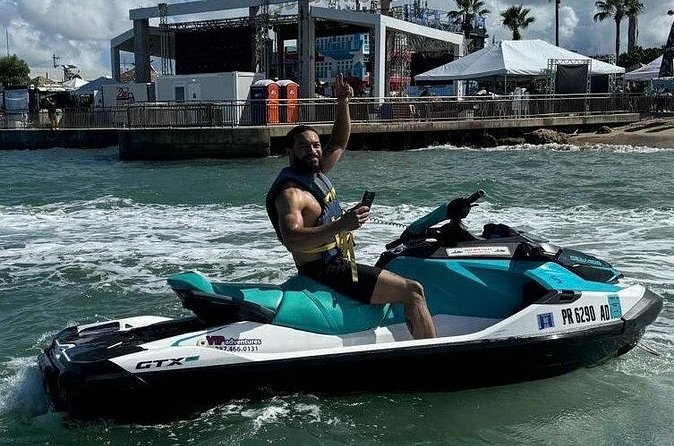 1-Hour Freestyle Jet Ski Adventure in the Bay - Two people can share one jet ski