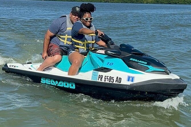1-Hour Freestyle Jet Ski Adventure in the Bay - The meeting point at Casa BACARDÍ