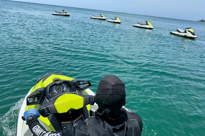 30 Minute Jet Ski Ride along Isla Verde Beach - Guides, reassurance, and the human side of the ride