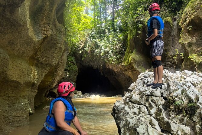 Adventure Half Day Explore Cueva Charco Azul and Cueva Arenales - How the guide shapes the experience