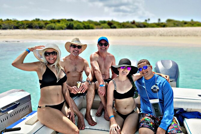 All-Inclusive: Mako 29ft Boat Tour to Icacos Palomino & Palominito - Setting out from Fajardo with El Yunque in view