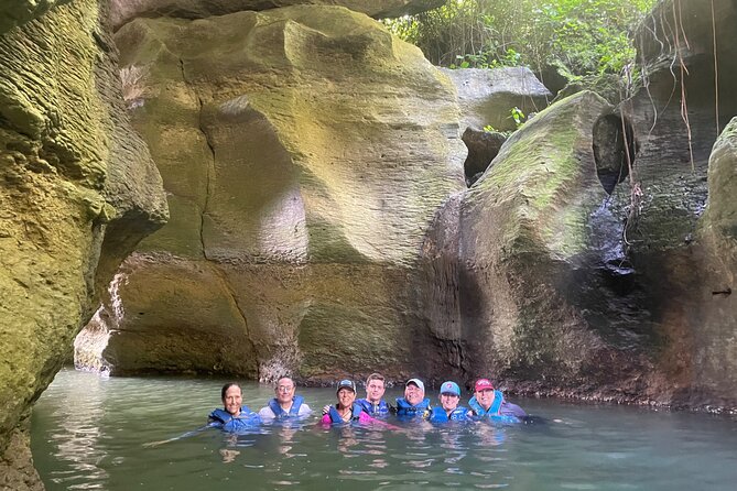 Arenales River Caving, Waterfall &Tropical Forest Secret Spring - The guides make a practical difference