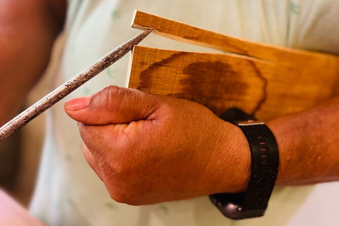 Caribbean Driftwood Making in San Juan - Turning weathered wood into a San Juan souvenir