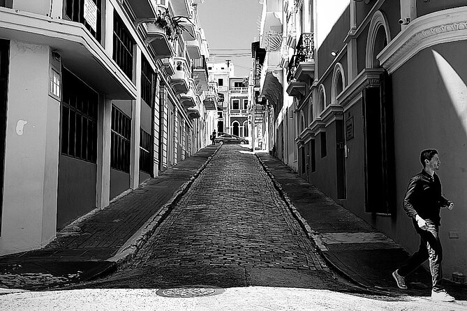 Cruising through San Juan in Style, Sightseeing with a Breeze - Condado Beach and Ashford Avenue