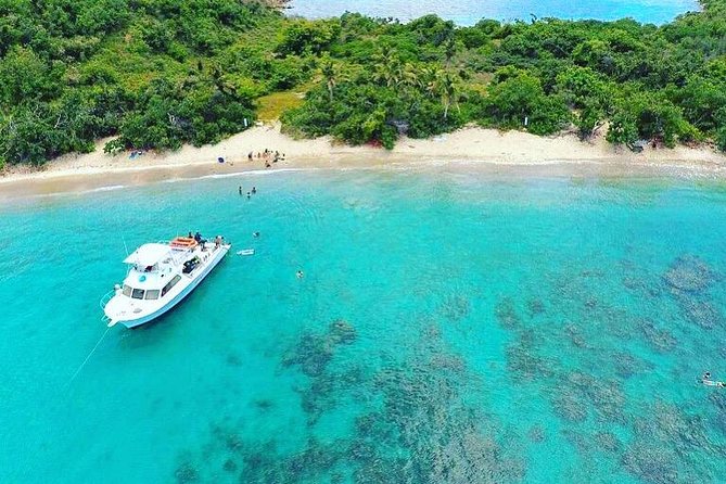 Culebra Snorkeling and beach Day Experience by boat - What the crew adds to the day