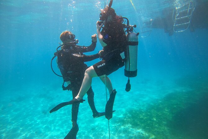 Discover Culebra: 2-Tank Scuba Diving - Handling check-in and possible changes