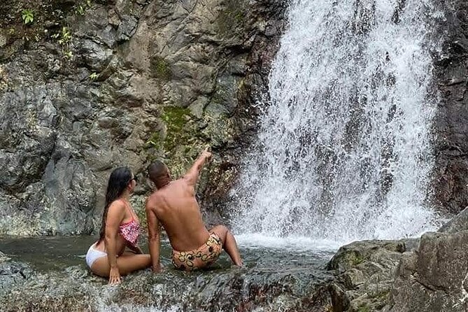 El Yunque Tour with Luquillo Lunch Stop and Transport: 6 ppl Max - Why the six-person limit matters