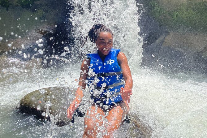 El Yunque: Waterslide and Plus Beach Round Trip - Practical details that improve the day