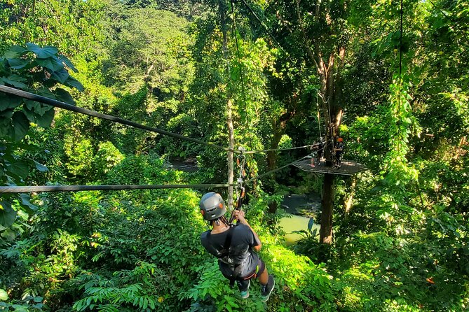 El Yunque Ziplining with River and Beach Visit - Luquillo Beach and the kiosk lunch stop