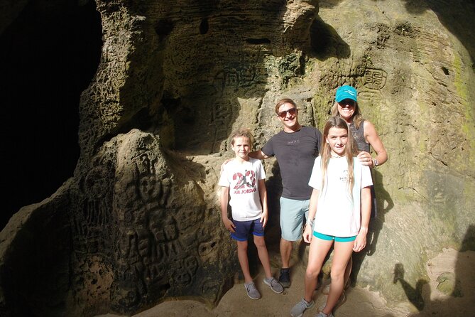 Explore Cueva del Indio + La Poza del Obispo Beach - Guides, group size, and the feel of the day