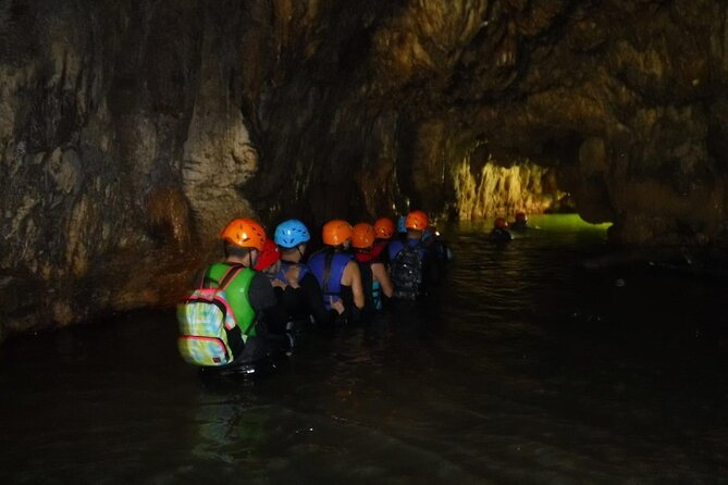 Explore Cuevas Charco Azul, Arenas and Playa de Aguas Cristalinas - The 15-minute walk to Las Cuevas de Arenales