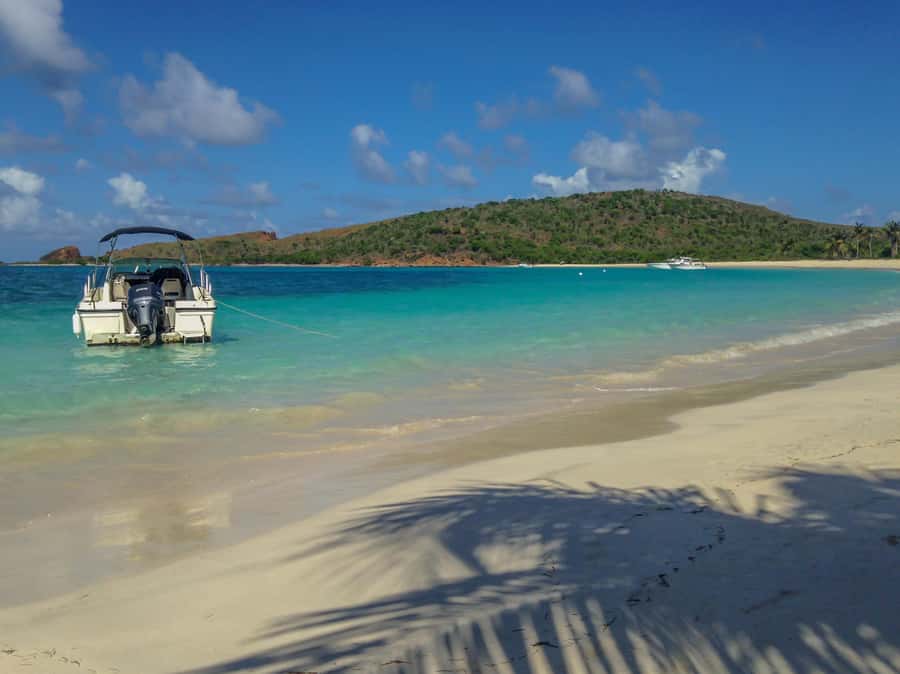 From Fajardo: Boat and Snorkeling in Culebra Island with All-Inclusive - Guided snorkeling for beginners and regular swimmers