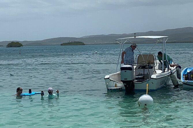 Full-Day Private Cruise in Cayo Caracoles - Cayo Caracoles, La Parguera’s easygoing sandbar