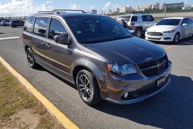 Group Transportation in airport, cruise ships, hotels, bnb's in San Juan, PR - What the airport pickup is like