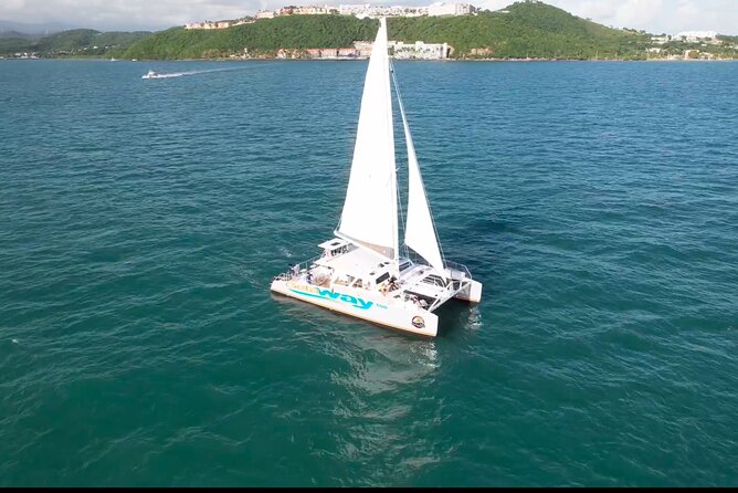 Icacos: Luxury Sailing Catamaran All Inclusive Beach and Snorkel - The Beach Stop and Time to Slow Down