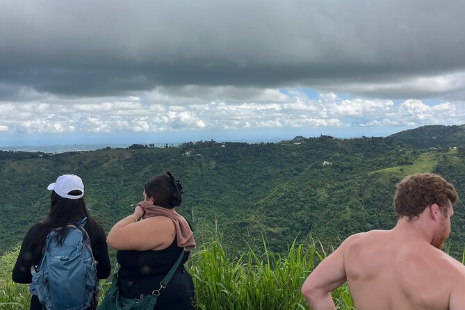 Incredible Hike & Cliff Jumping in the Heart of Puerto Rico - Leaving San Juan for central Puerto Rico