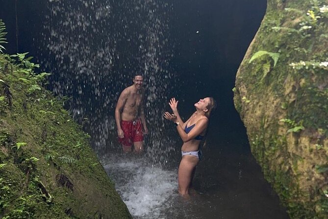 Lagoon Cave and Secluded Beaches Tour in Puerto Rico - Guides make a major difference