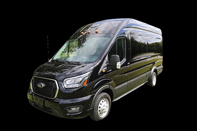 Luxury Private Car SJU Arrival or Departure Airport Pickup - A look at the airport departure