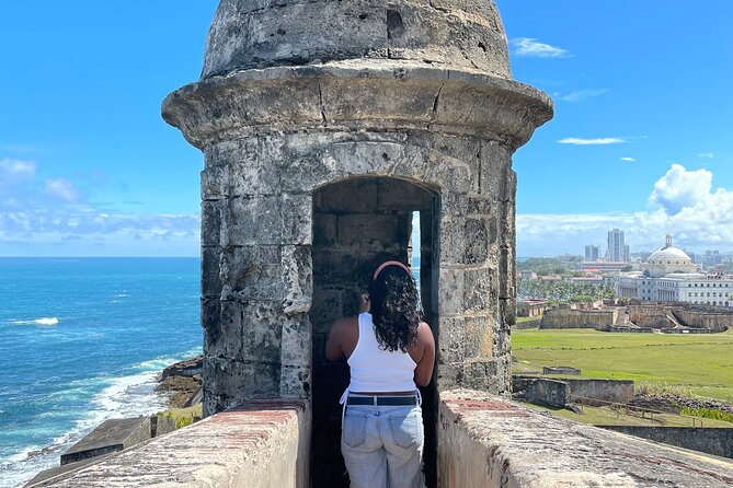 Old San Juan and San Cristobal Castle Walking Tour - The guides are a major part of the value