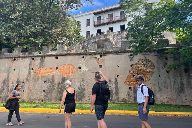 Old San Juan Historical Walk, Shopping, and Dining w/ Transport - El Morro and the old fortifications