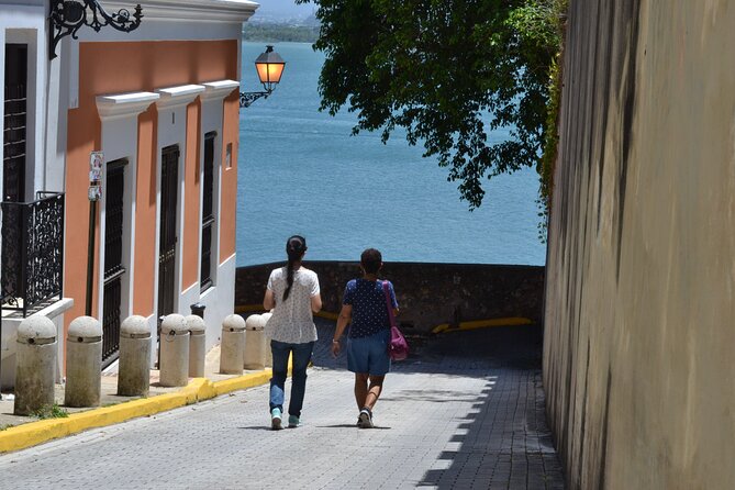 Old San Juan Immersive Walk: History and Culture - La Puerta de la Bandera and the Puerto Rican flag