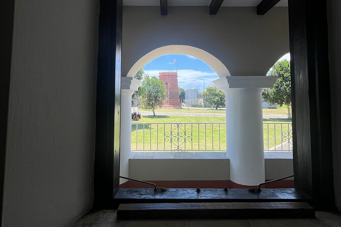 Old San Juan Private Tour with Barrilito Rum Experience - What the private format is worth