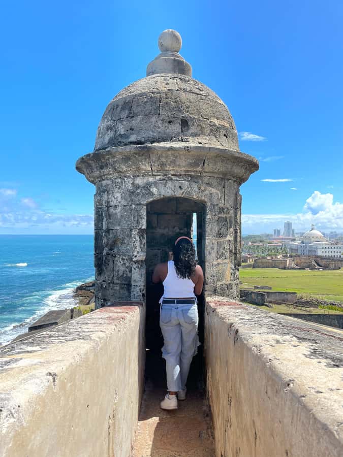 Old San Juan: San Cristobal Castle and Old Town Walking Tour - Inside San Cristóbal Castle