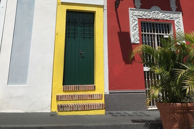 Old San Juan Walking Day and Night Tours - Reading the city through three plazas