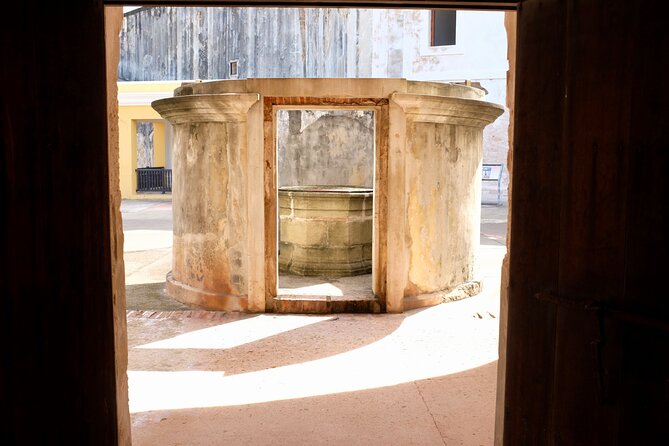 Old San Juan Walks; 2 Castles, El Morro and San Cristobal - Is the $39 price good value?