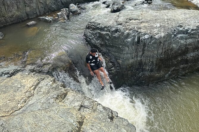 Pinones Bar Hopping Beach Food Tour & Caguas River Hidden Gem - Entering Piñones, Loíza, and Afro-Puerto Rican food culture