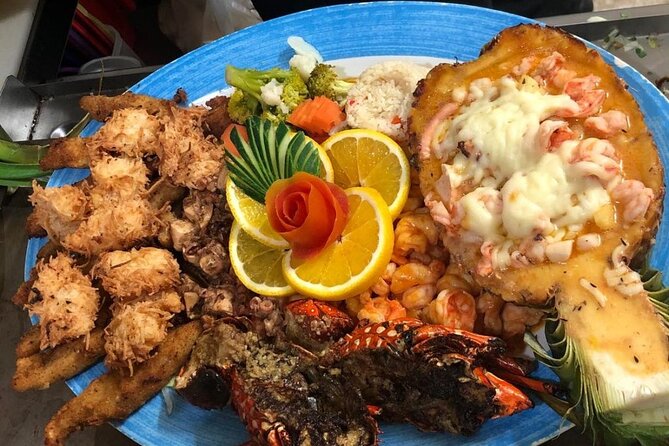 Private El Yunque Waterslides and Luquillo Beach Tour - Luquillo Beach, kiosks, and a better-than-average lunch stop
