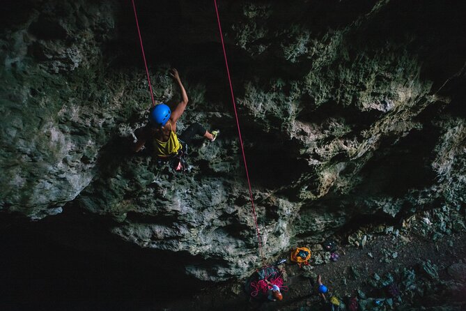 Private Guided Rock Climbing Trips in Puerto Rico - Choosing a route for your ability
