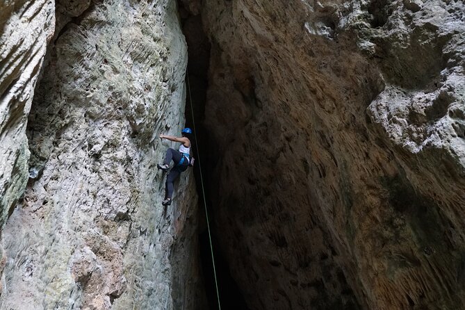 Private Guided Rock Climbing Trips in Puerto Rico - Instruction that reaches beyond the rope system