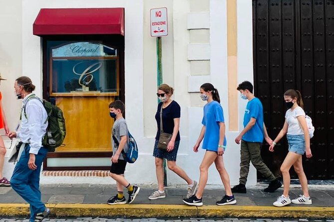 Private Walking Tour of Old San Juan, including forts - Quinto Centenario Plaza and Tótem Telúrico