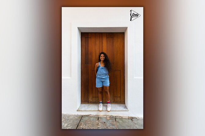 Professional Photoshoot in the Vibrant Streets of Old San Juan - Emely’s personal approach matters