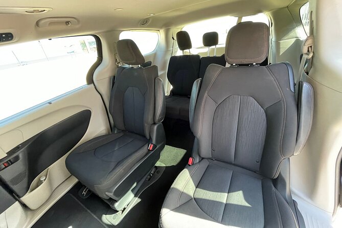 Puerto Rico Island Wide Transfer, Chrysler Minivan, Select Zone - Driver quality and communication