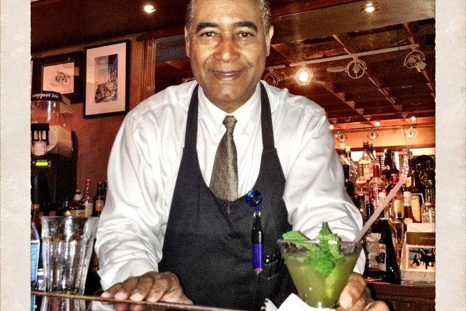 Rum Craft Cocktail Tour in San Juan - What the small group changes