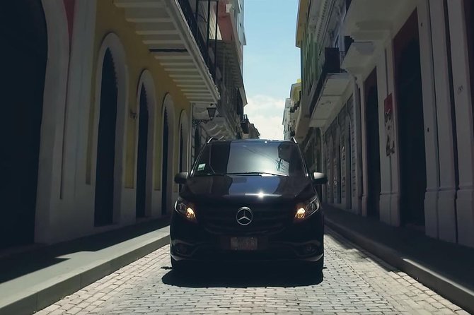 San Juan Highlights: Private Driving Tour - Miramar, Condado, and Isla Verde from the car