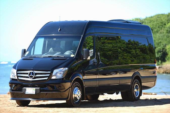San Juan Luxury Private Round-Trip Transfer: SJU Airport - Cruise Pier - Hotel - Drivers, communication, and service quality