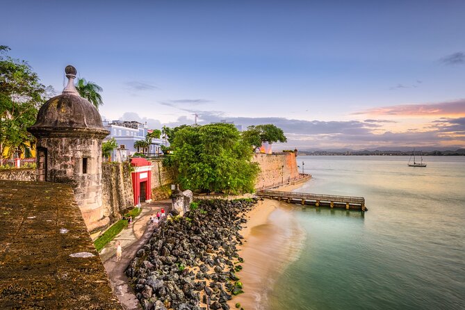 San Juan Self-Guided Walking Audio Tour - Casa Blanca, the cathedral, and the old city gate