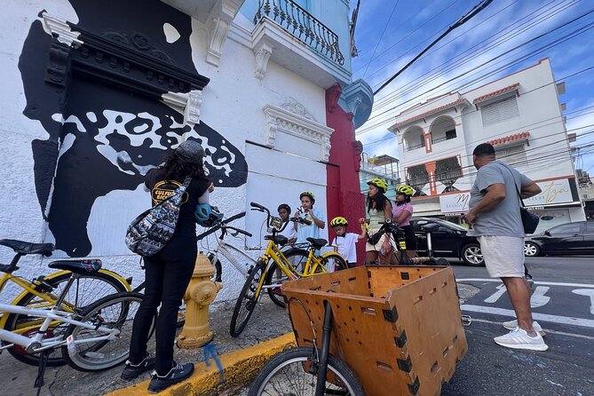 San Juan Urban Art Bike Tour 2 Hour and 4 Hour Options - La Placita de Santurce by day