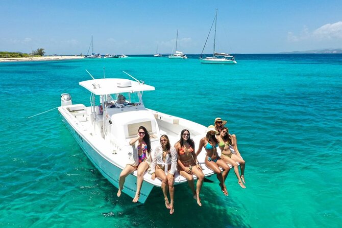 Scuba Dive and Snorkel Private Charter in Puerto Rico - A crew suited to families and mixed abilities