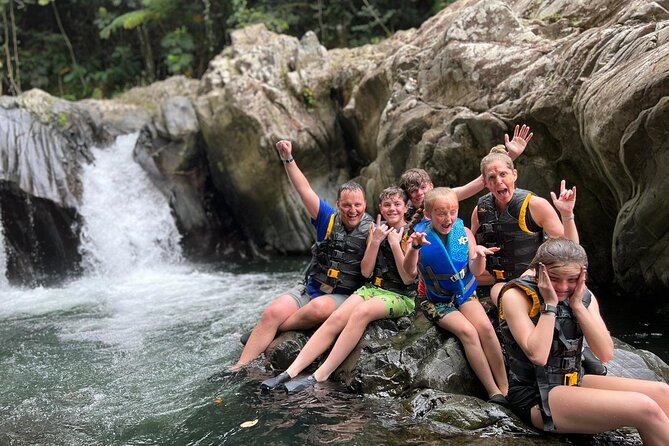 Small-Group El Yunque Rainforest & Transportation Luquillo Beach - Luquillo Beach and the food stop