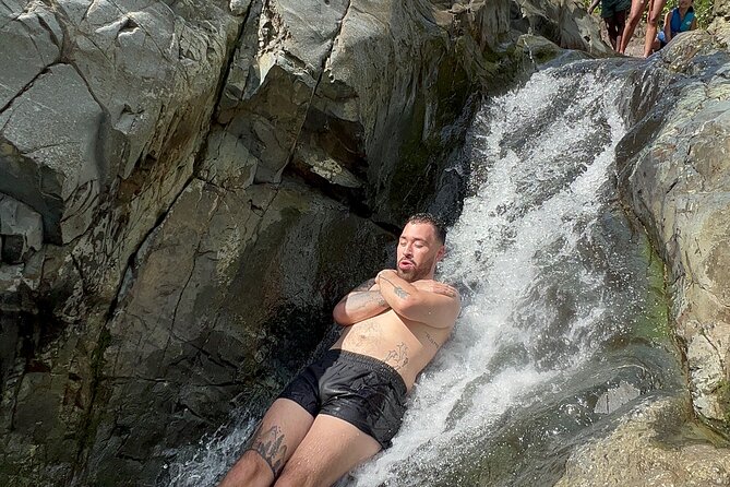 The Best El Yunque Adventure - Transport Included - A 20 to 25 minute walk into the forest