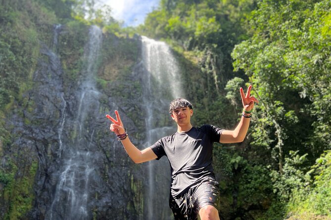 The Waterfall Adventure: Hiking in Paradise - Guides Who Set the Pace