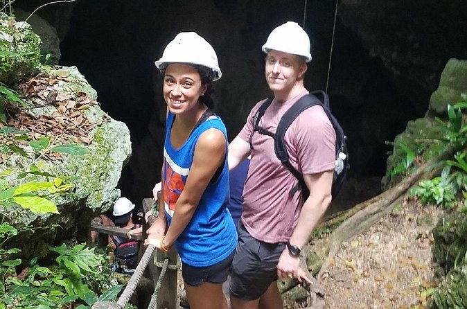 Window Cave and Indian Cave private tour with an archaeologist as guide - Choosing lunch or continuing to the coast