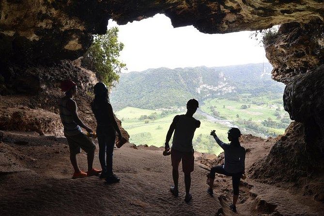 Window Cave Walking Tour from San Juan - Group size, guide style, and pace