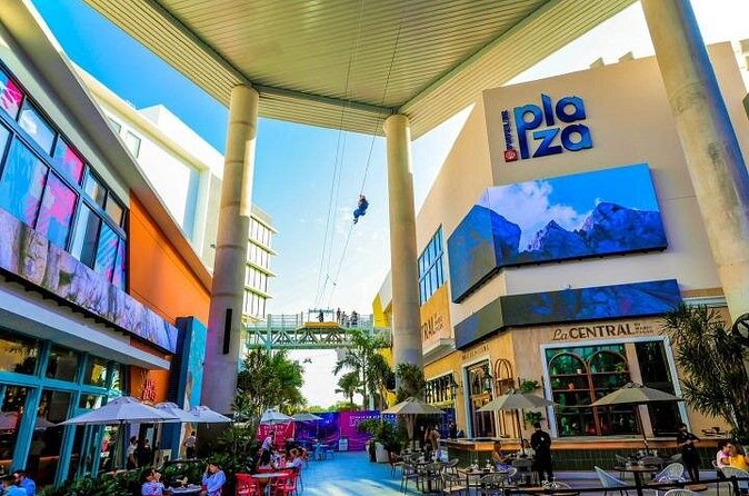 Zipline Sky Bull in Urban Environment in Toroverde urban park San Juan - What to wear and what to leave behind